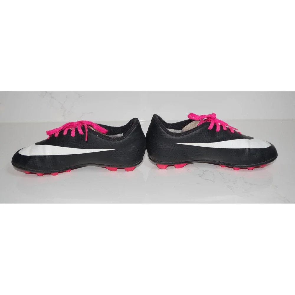 Nike Mercurial Victory V FG Kids Size 2.5Y Soccer Cleats Black Pink 749906-016